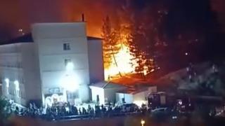 Siirt'te düğünde atılan havai fişek yangına neden oldu