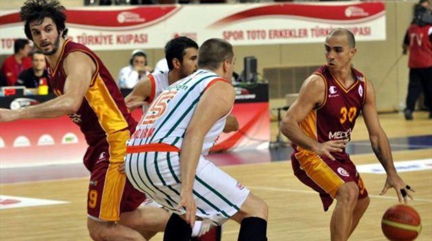 Galatasaray son saniyede yıkıldı