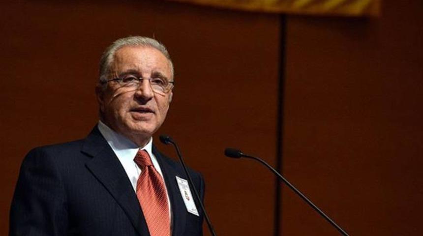 &Uuml;nal Aysal'a ceza şoku