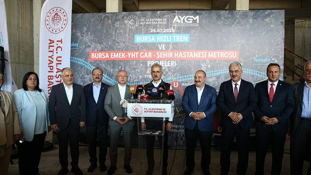 Ulaştırma ve Altyapı Bakanı Uraloğlu, Bursa'da devam eden projelerle ilgili konuştu