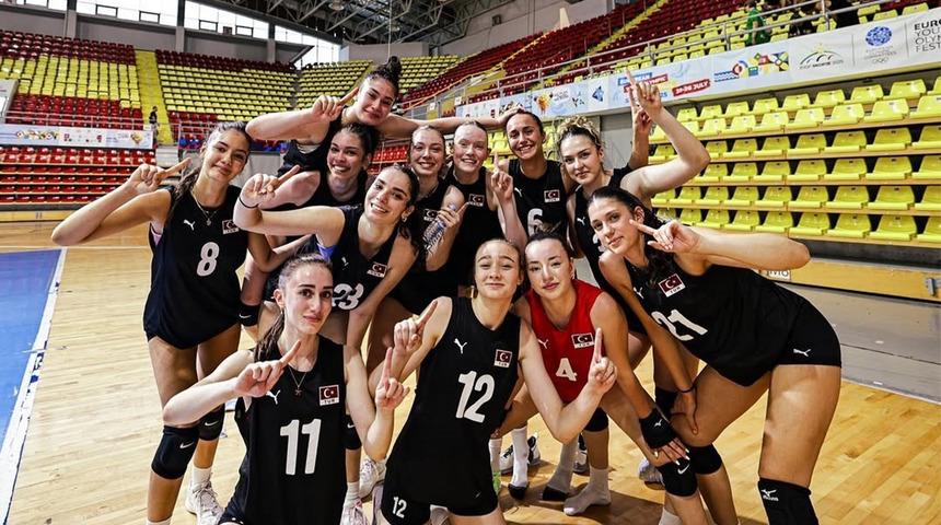 18 Yaş Altı Kız Voleybol Milli Takımı, tarihinde 3. kez EYOF şampiyonu
