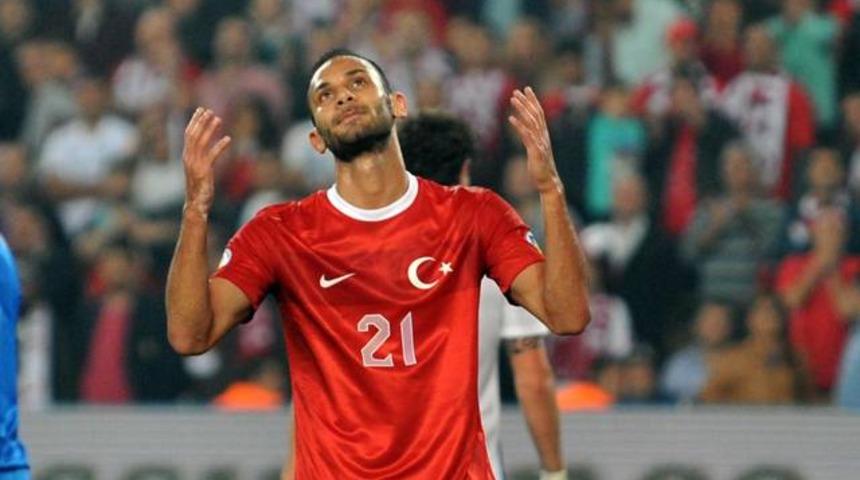 &Ouml;mer Toprak ve Hakan &Ccedil;alhanoğlu şoku!