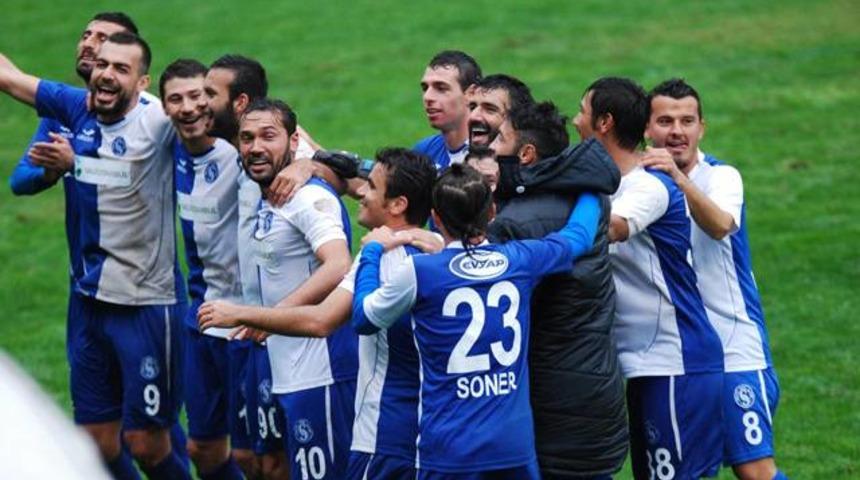 Kupada g&uuml;n&uuml;n s&uuml;rprizi Sarıyer'den