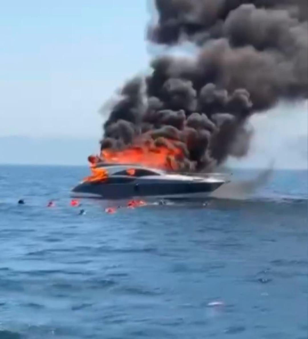1200xauto Kınalıada açıklarında korku dolu anlar! Su alan tekne battı, 7 kişi kurtarıldı