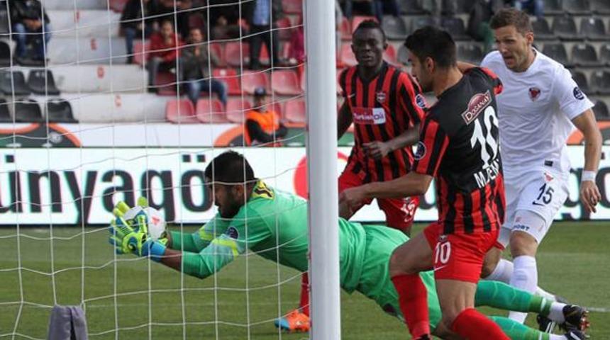 Gaziantep Mersin'i tek golle ge&ccedil;ti