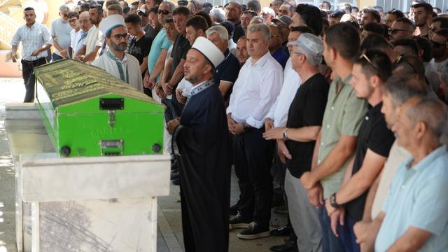 Havran'da silahlı saldırıda hayatını kaybeden belediye meclis üyesi son yolculuğuna uğurlandı