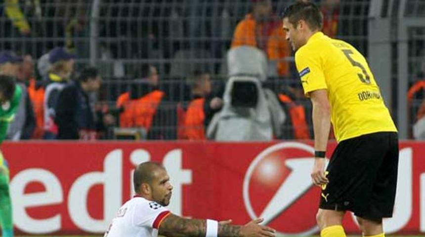 Kehl'den meşale i&ccedil;in şok yorum: Aptallar