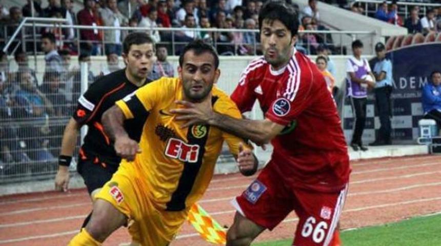 Sivasspor Eskişehirspor ma&ccedil;ı Lig Tv'de ekrana geliyor