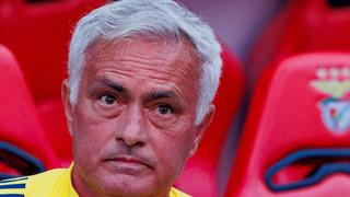 Jose Mourinho transferlerin gelmemesine dayanamadı! Maç sonunda Ali Koç'a açık açık mesaj gönderdi