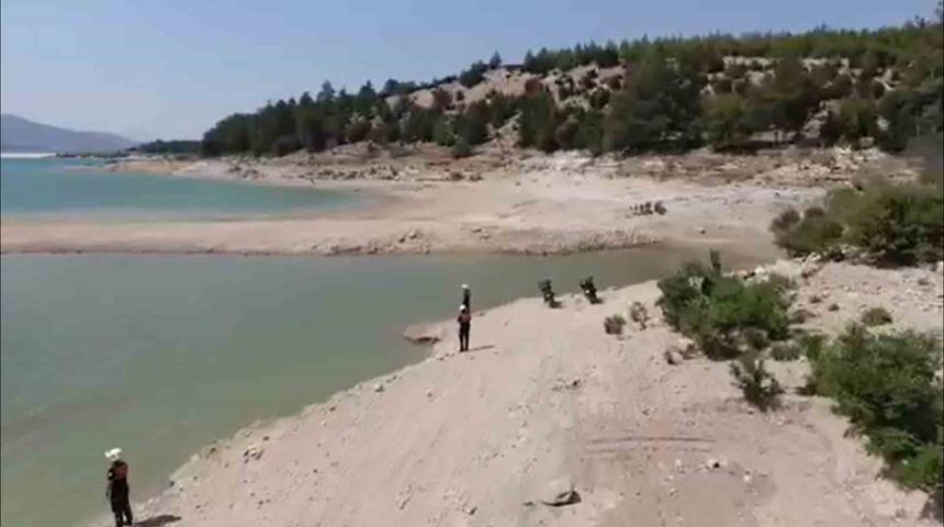 Jandarmadan baraj ve ormanlık alanda dron destekli denetim