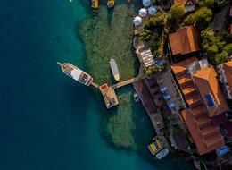 Antalya bir günde 104.359 yabancı ziyaretçiyle tüm zamanların rekorunu kırdı