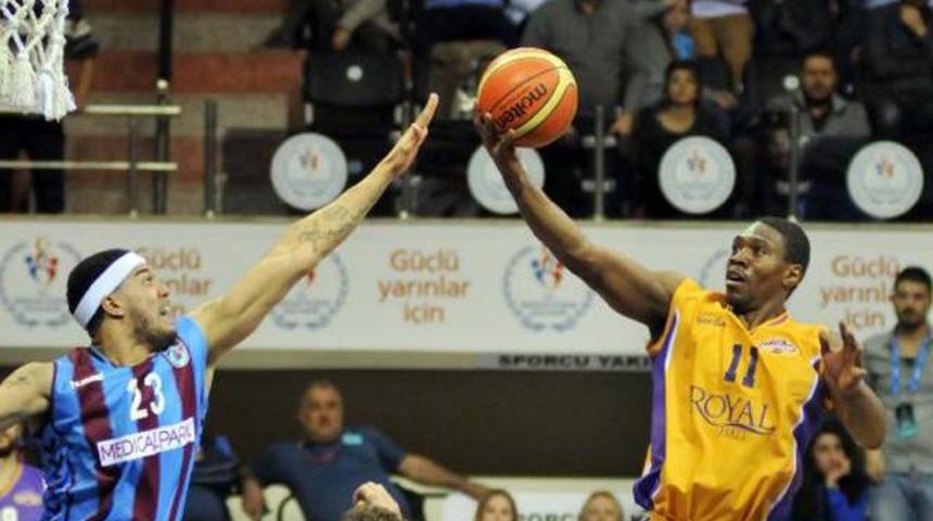 Royal Halı Gaziantep evinde mutlu