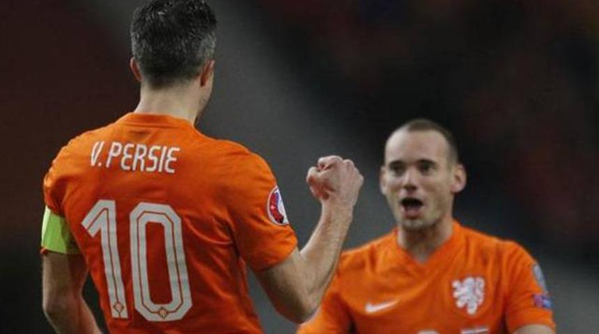 Hollanda gol oldu yağdı