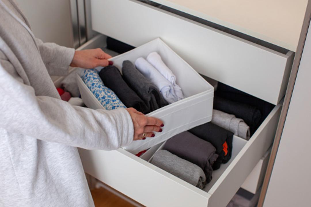 Gardırobunu sadeleştir! Kapsül dolabın stiline 10 katkısı 1