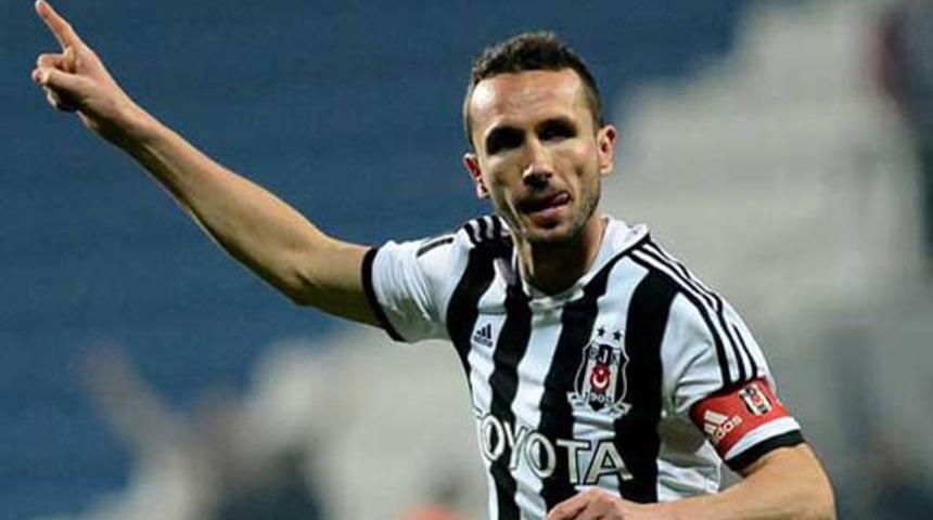 Beşiktaş'ta Sivok sakatlandı