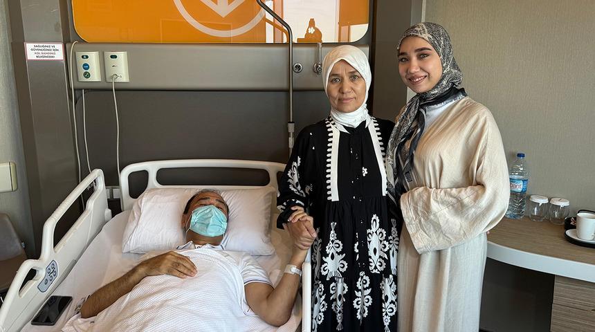 Kan uyuşmazlığı engel olmadı: Çapraz nakille yaşama tutundular...