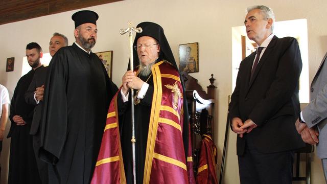 Bozcaada'da Aya Paraskevi Günü ayini: Ayazma Panayırı olarak da biliniyor...