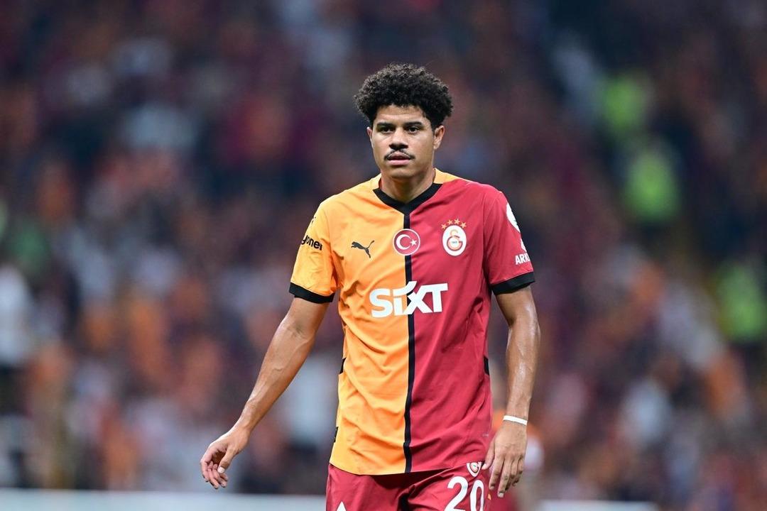 Galatasaray ın Brezilyalı oyuncusu Gabriel Sara için İngilizler sıraya girdi! M.United yöneticileri hafta içi İstanbul a geliyor... 2