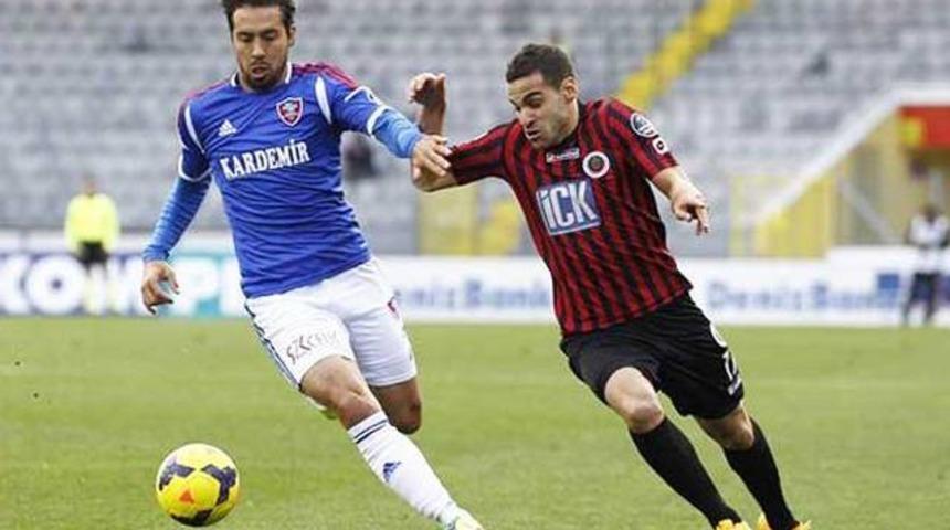 Futbolcular İlhan Cavcav'ın sakal yasağına uydu