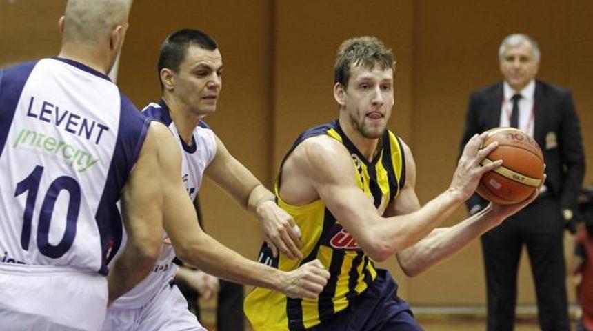 Fenerbah&ccedil;e &Uuml;lker terlemeden kazandı