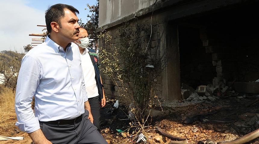 Bakan Kurum'dan orman yangını açıklaması! "104 birim ağır hasarlı"