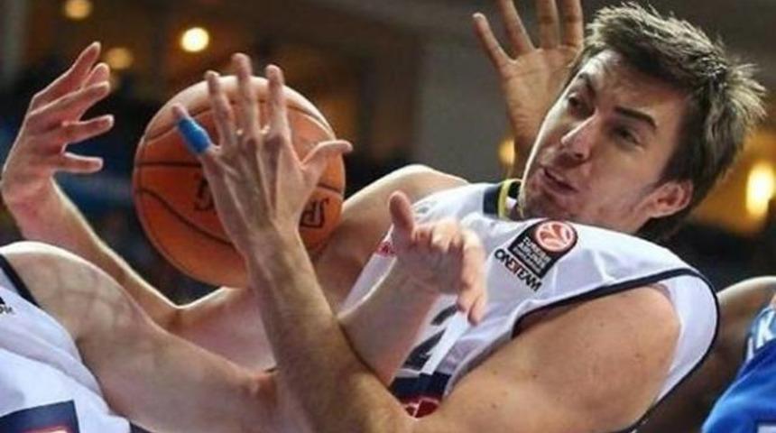Fenerbah&ccedil;e &Uuml;lker İzzet T&uuml;rk Yılmaz'la yollarını ayırdı