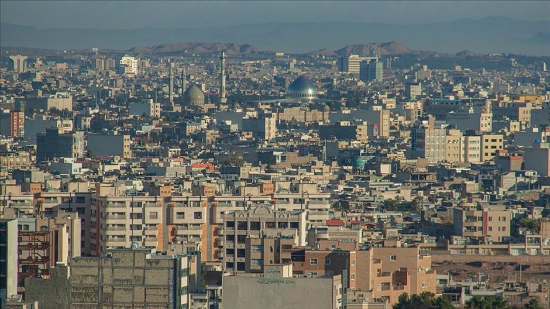 İran ın Buşehr eyaletinde aşırı sıcaklar nedeniyle devlet daireleri 2 gün tatil edildi 2
