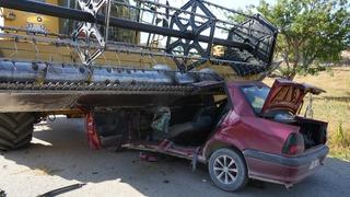 Kastamonu'da feci kaza! Otomobil biçerdöverin altında kaldı: 1 ölü