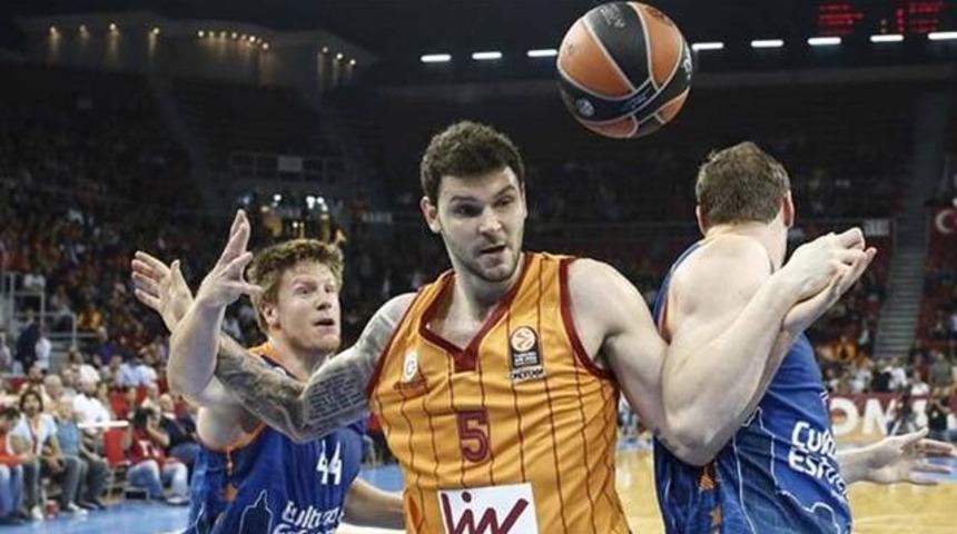 Galatasaray zorladı ama yıkamadı