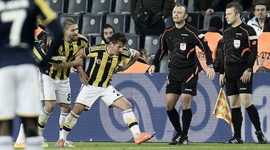 Emre Bel&ouml;zoğlu'na k&ouml;t&uuml; haber geldi