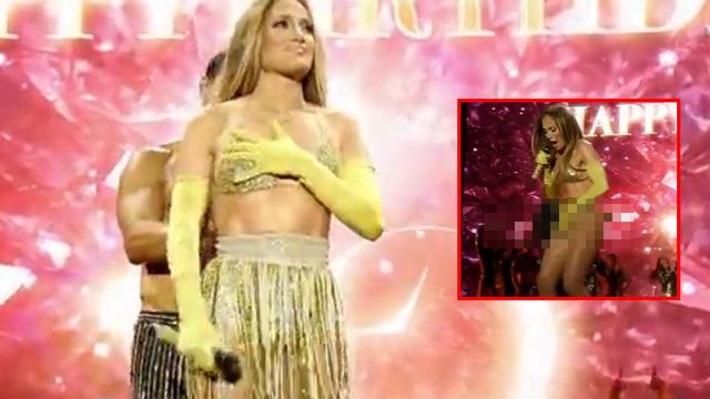 Jennifer Lopez'in sahnede eteği düştü: 'İç çamaşırı giydiğim için mutluyum'