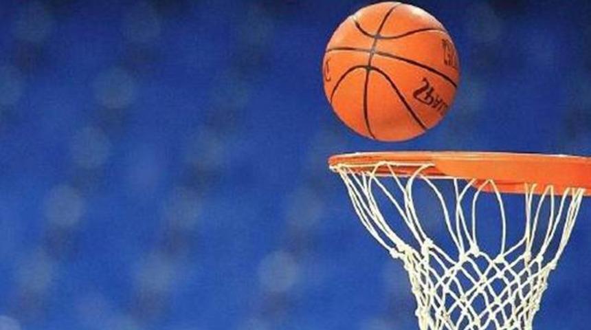 İstanbul &Uuml;niversitesi şov yaptı