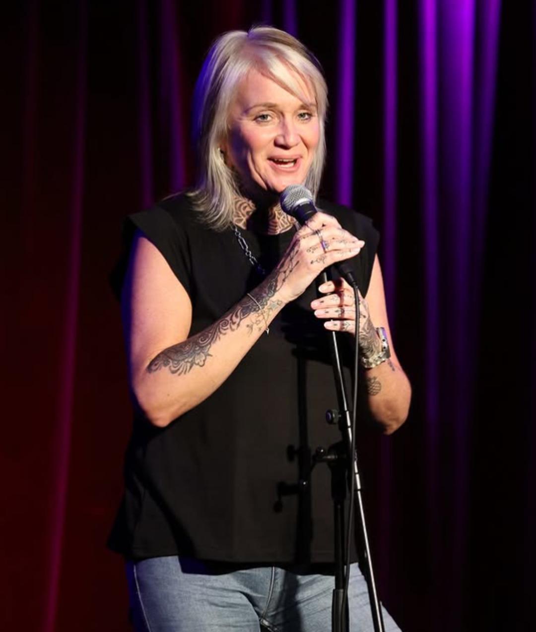 Ünlü komedyen İstanbul da hırsızlık suçuyla gözaltında! 3 yıla kadar hapsi isteniyor 1