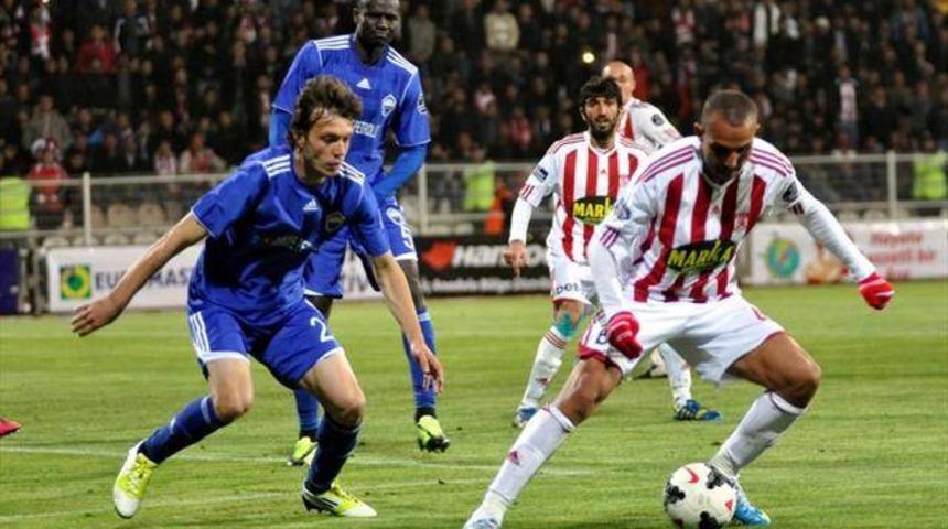Sivasspor - Kayseri Erciyesspor ma&ccedil;ı canlı yayınla Lig Tv'de