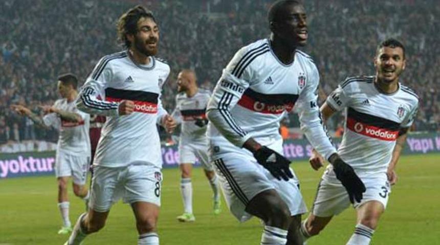 Beşiktaş'a son dakika şoku! Demba Ba...