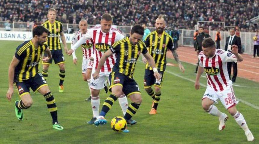 Fenerbah&ccedil;e - Sivasspor ma&ccedil;ı canlı anlatımı 
