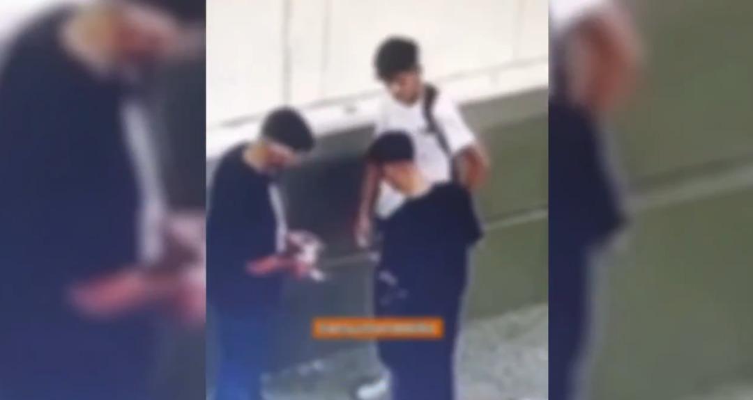 Yer: Esenyurt! Yol kesip gençlerden haraç kesiyorlardı, yakalandılar… Görüntüleri İstanbul Emniyeti paylaştı 1