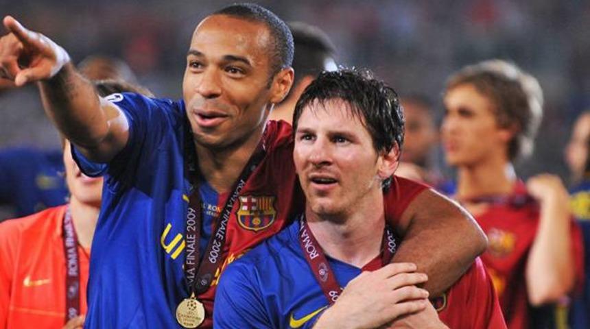 Yıldız oyuncu futbolu bıraktı