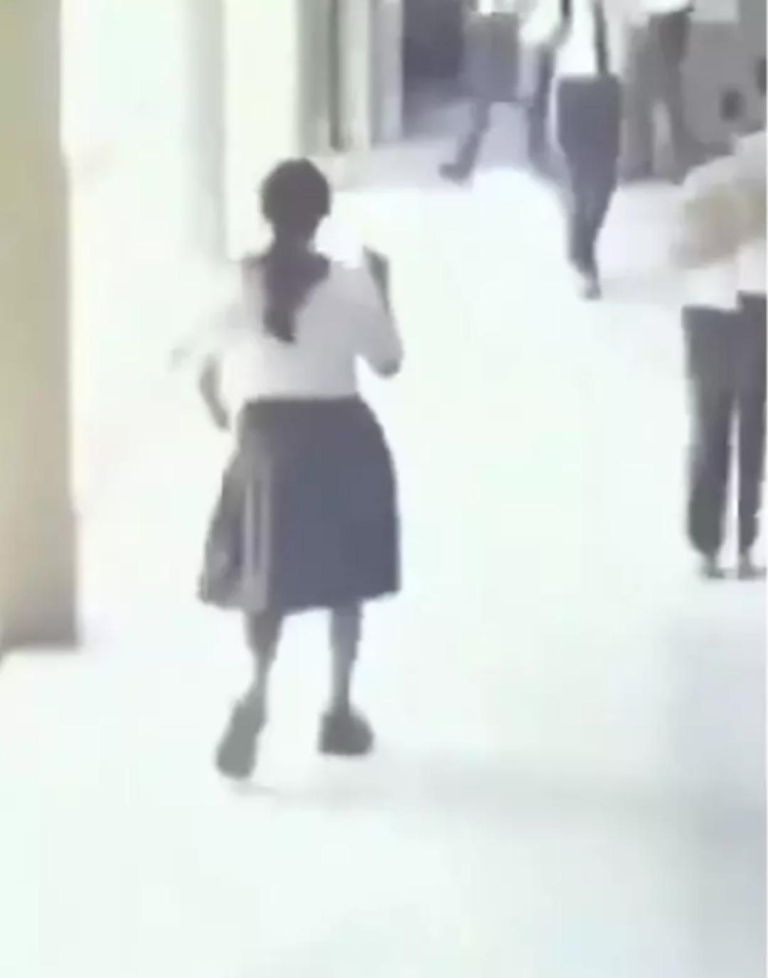 Yaptığı film paylaşımları ülkede olay oldu... 10. sınıf öğrencisinin intiharının o filmle bağlantısı ne? 1