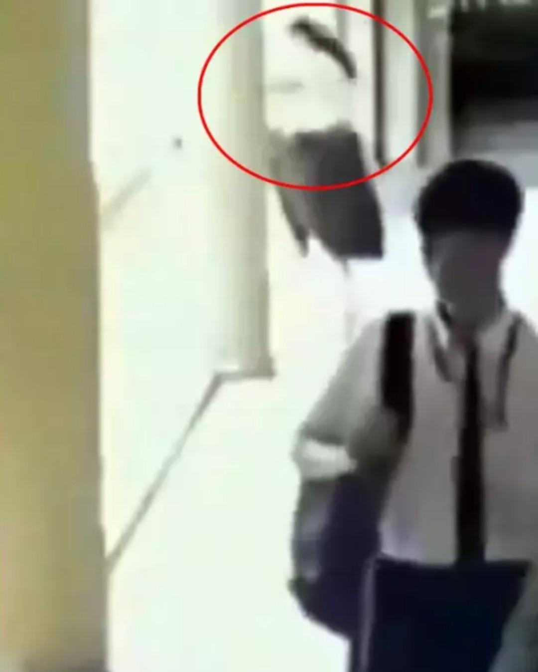 Yaptığı film paylaşımları ülkede olay oldu... 10. sınıf öğrencisinin intiharının o filmle bağlantısı ne? 2