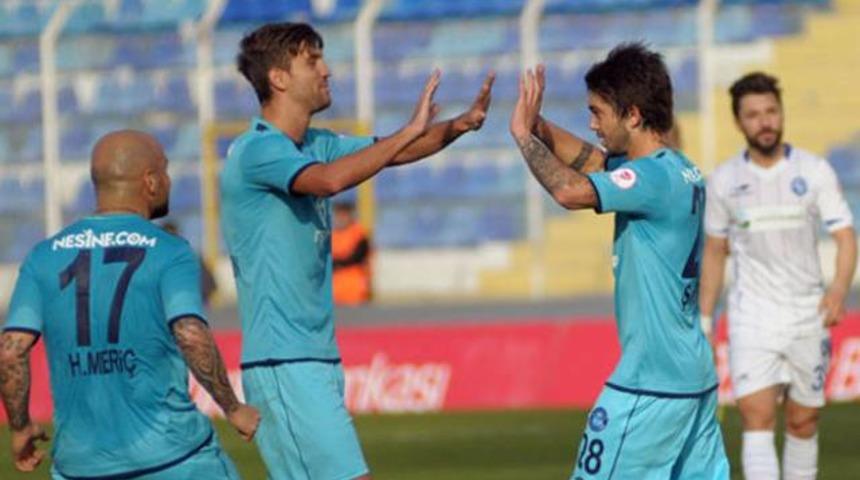 Adana Demirspor'dan ilk galibiyet