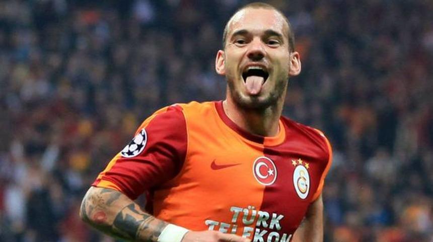 İngiliz kul&uuml;b&uuml; Sneijder'i istediğini doğruladı
