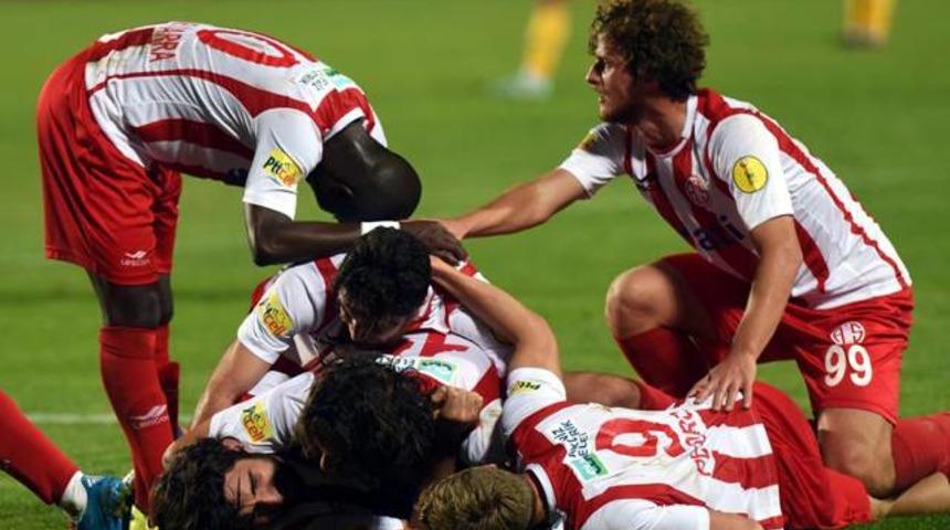 Antalya zirvede varım dedi