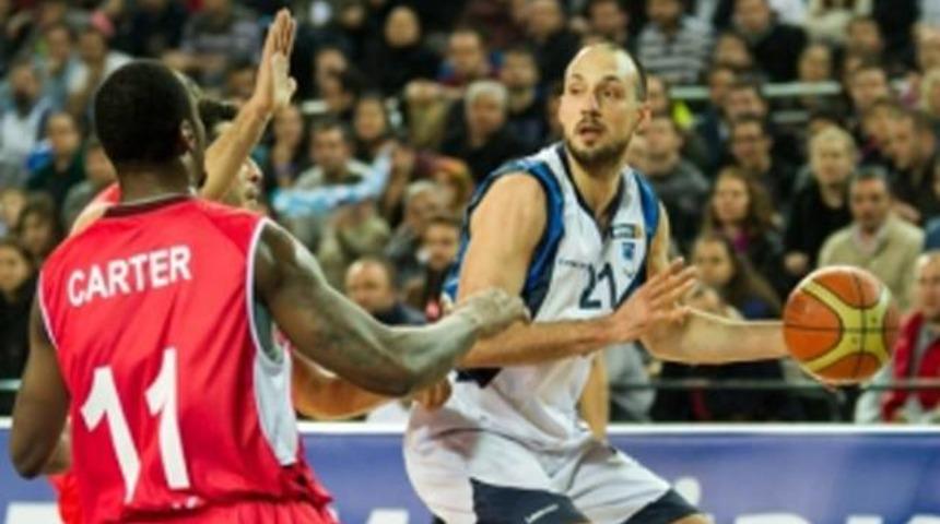 T&uuml;rk Telekom geriden geldi