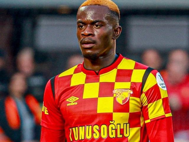 Göztepe'de Dennis'e teklif yağıyor