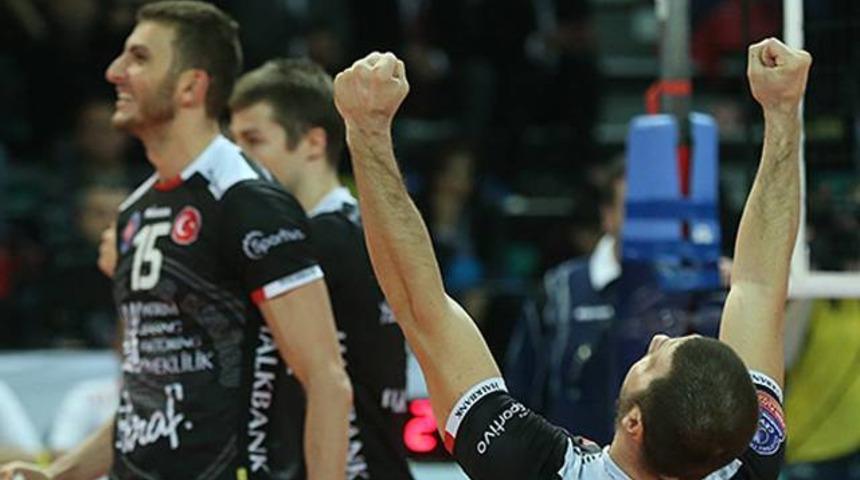 Dev ma&ccedil; Halkbank'ın