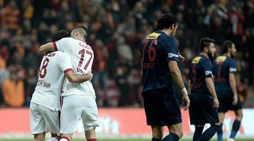 Burak Yılmaz'dan Aydınus'a: Fenerbah&ccedil;e'nin penaltı mı?