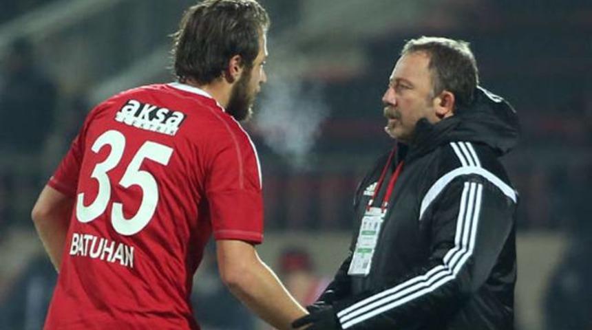 Sergen Yal&ccedil;ın: Batuhan bu kafayla bir yere gelemez