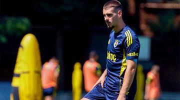 Fenerbahçe'nin genç oyuncusu Ognjen Mimovic’e talipler arttı! Mourinho'nun üstünü çizdiği isim için Antalyaspor ve Hoffenheim teklif yaptı...