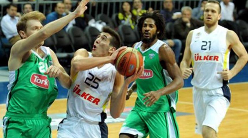 Fenerbah&ccedil;e &Uuml;lker lider kapattı!